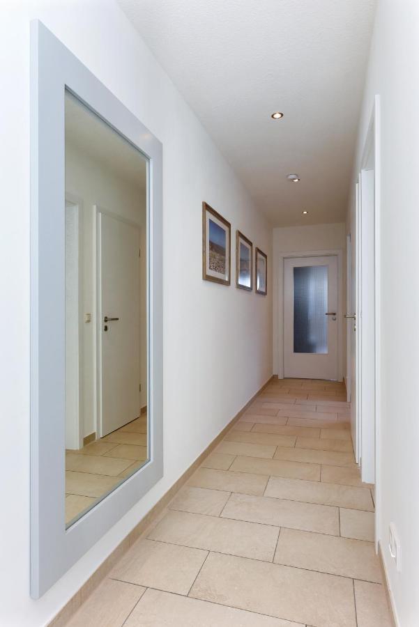 Meerblick-Ferienwohnung Black Pearl Бензерзил Екстериор снимка